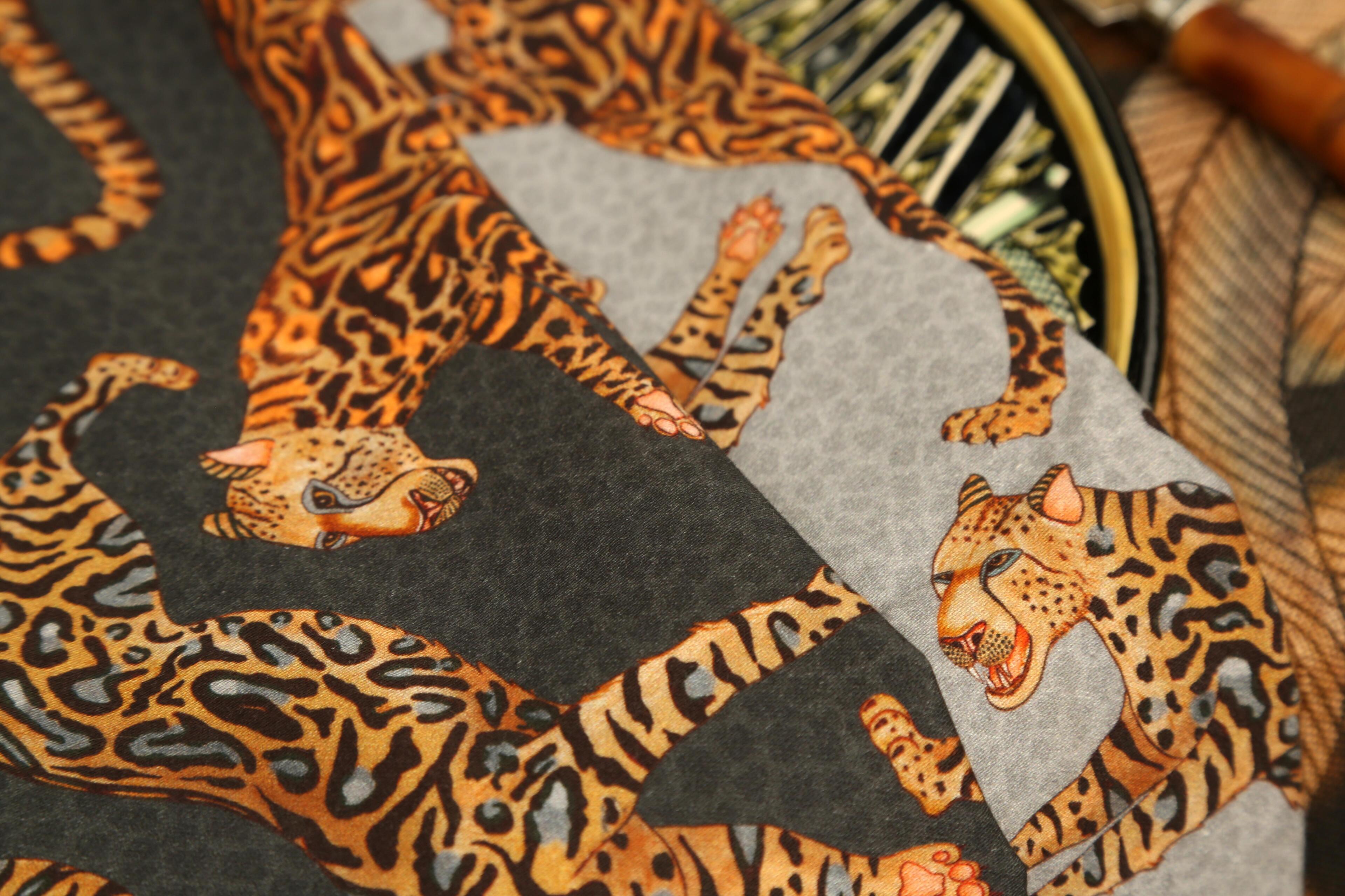 Cheetah Kings Napkins (Pair) - Silver