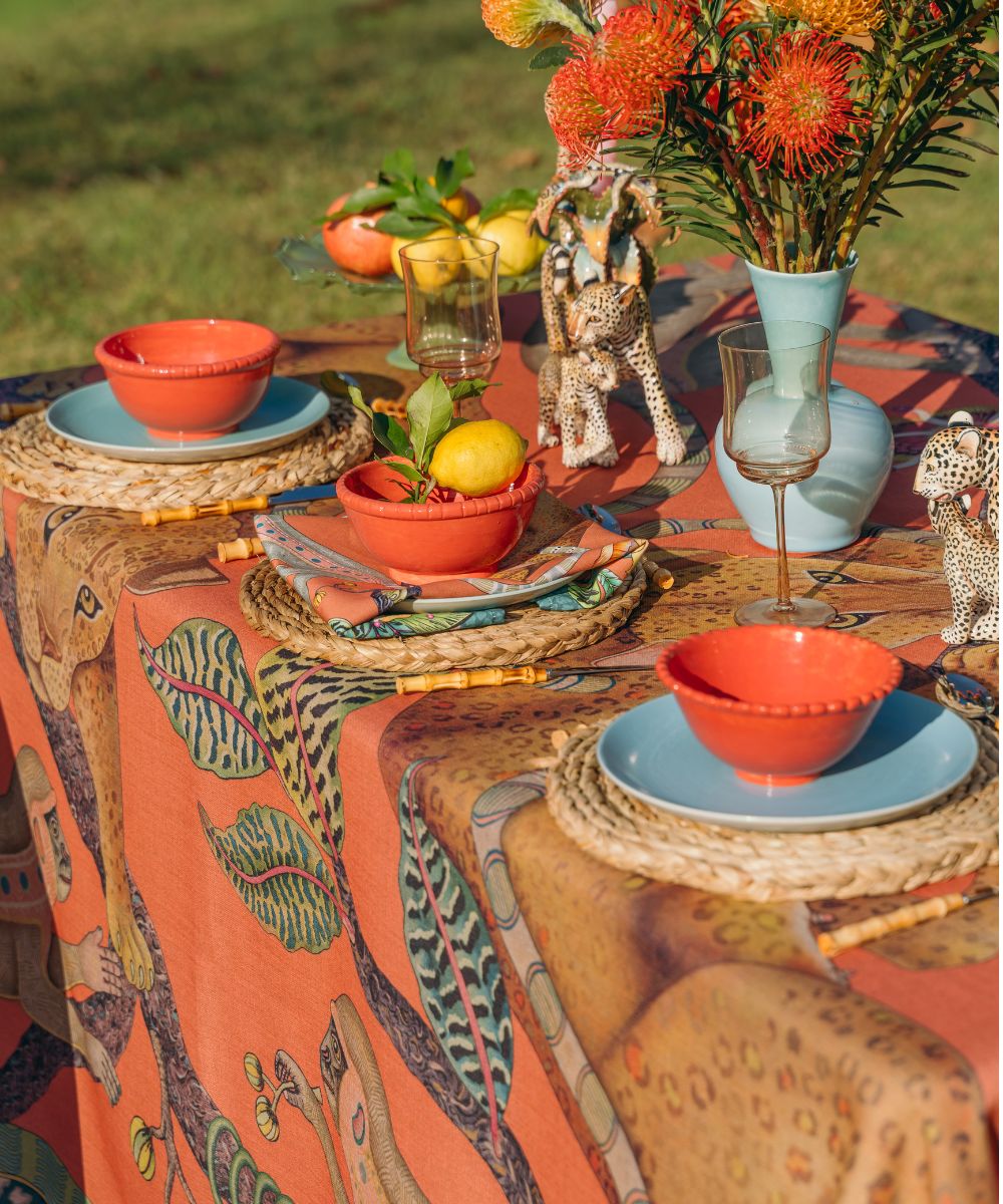 Monkey Tales Linaza Tablecloth - Coral