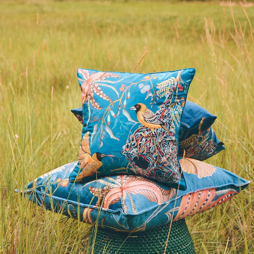 Thanda Nest Velvet Pillow - Midnight