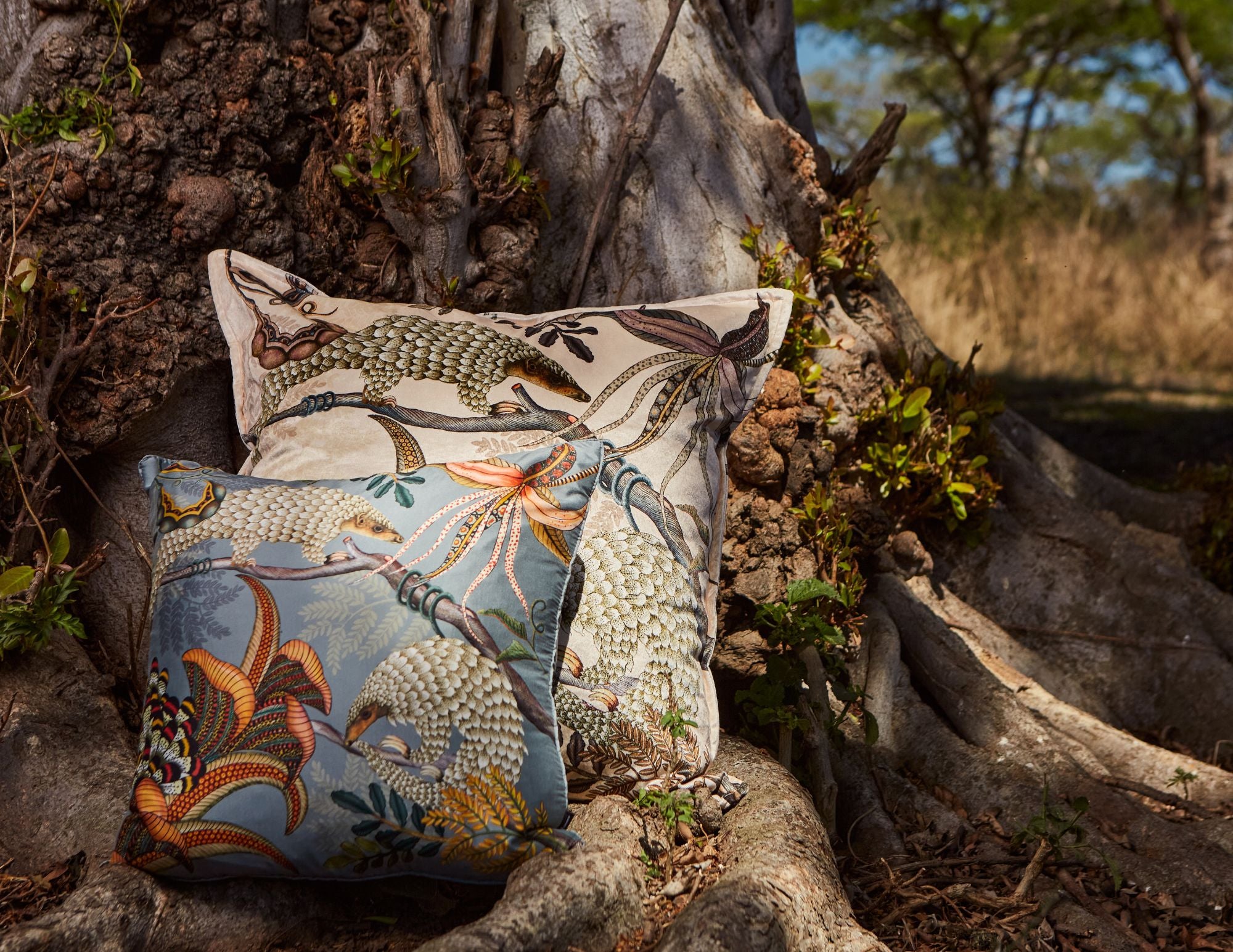 Thanda Pangolin Pillow - Silk - Ash