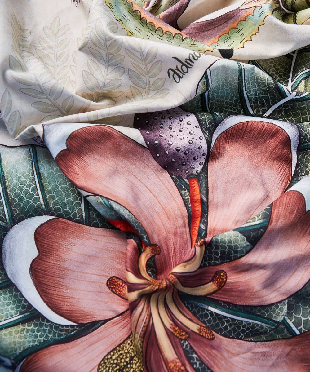 Pangolin Park Tablecloth - Stone