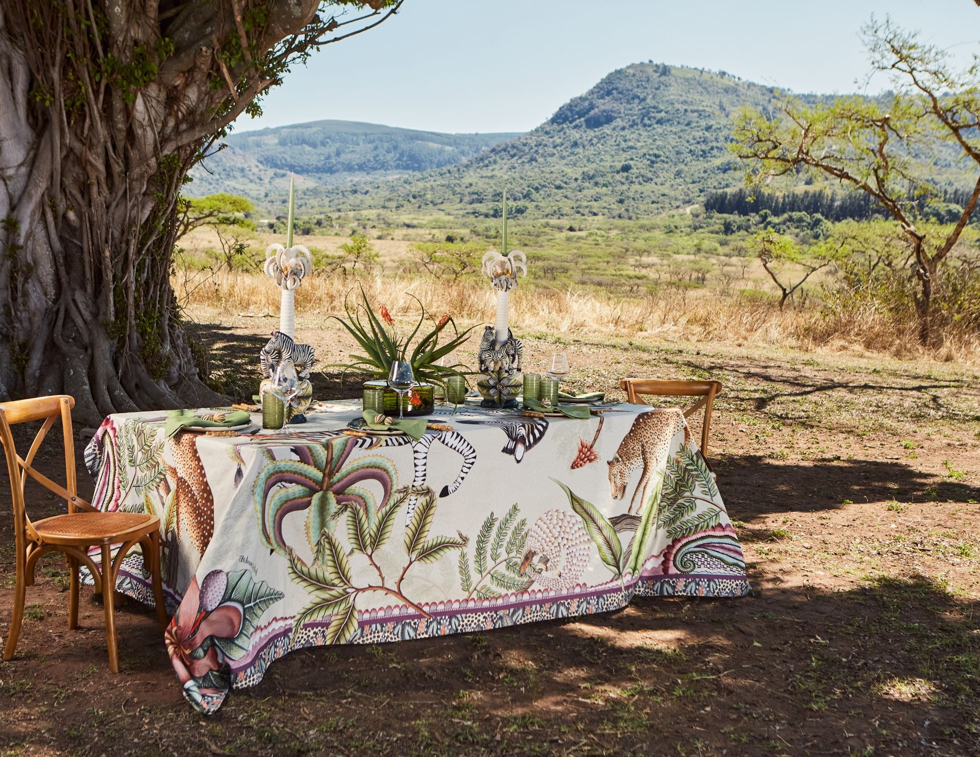 Pangolin Park Tablecloth - Stone