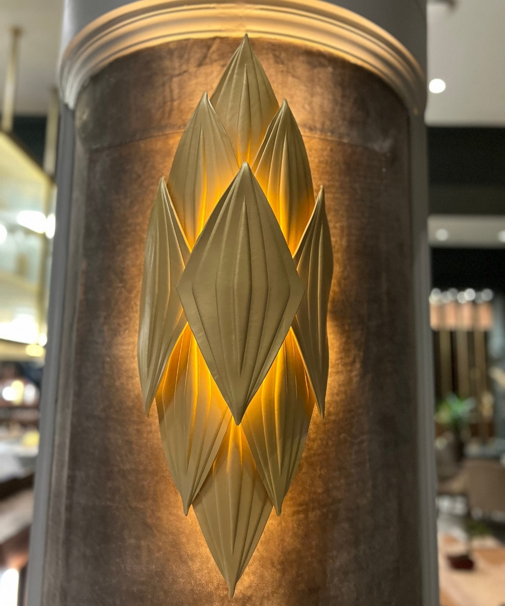 Mamba Sconce - Gold