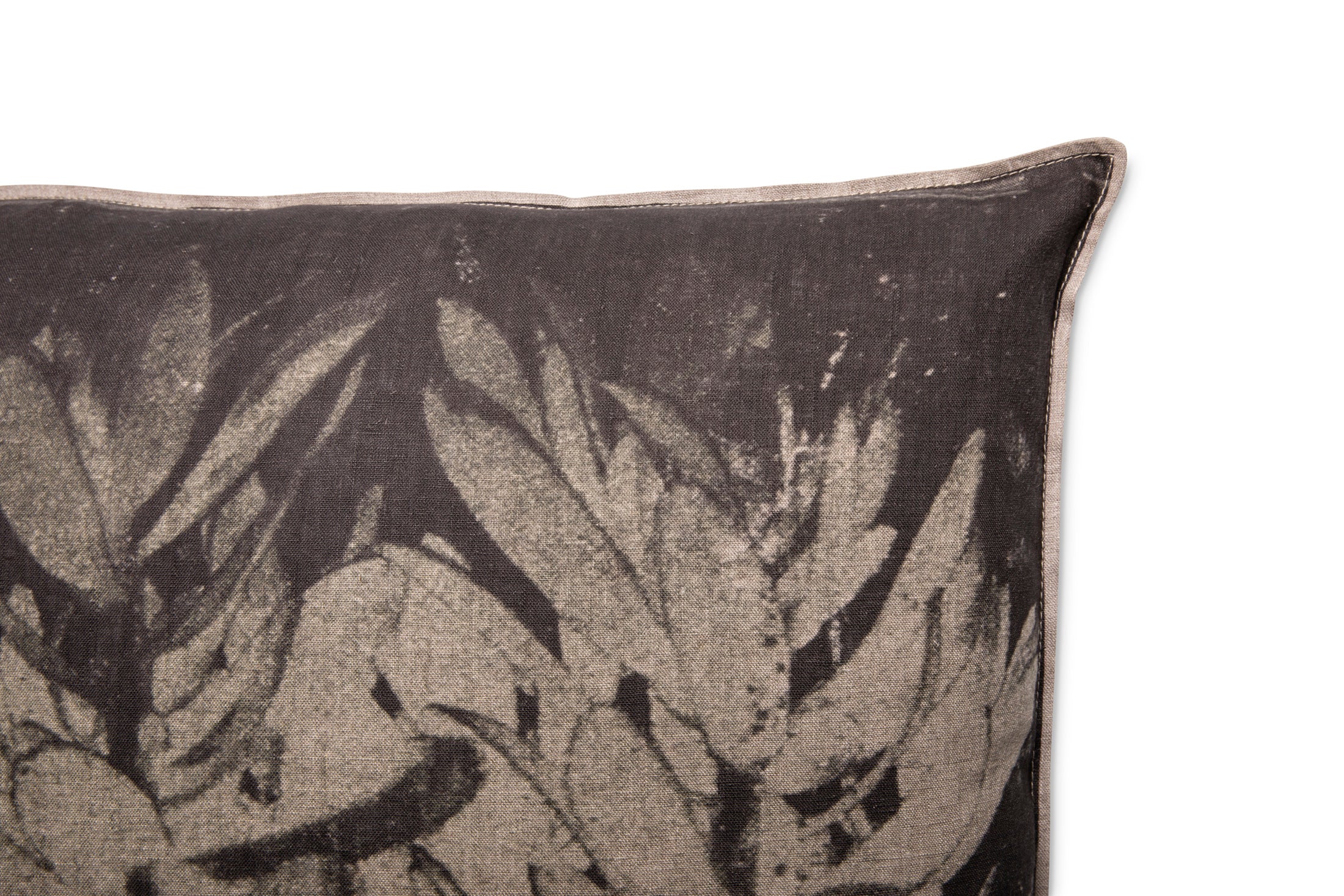 Protea Bos Printed Pillow