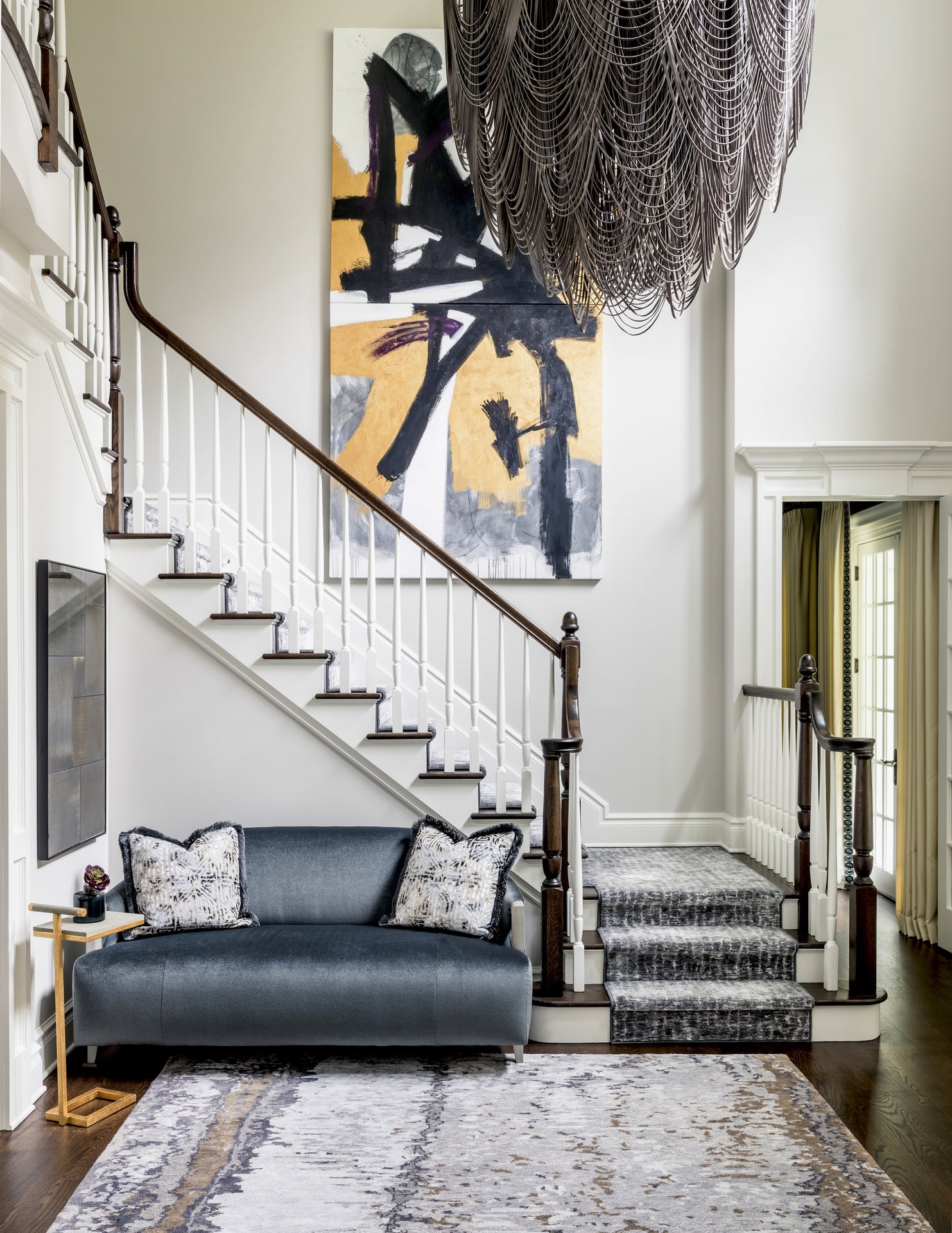 XXL Round Whisper with Crown Leather Chandelier in Premium Leather