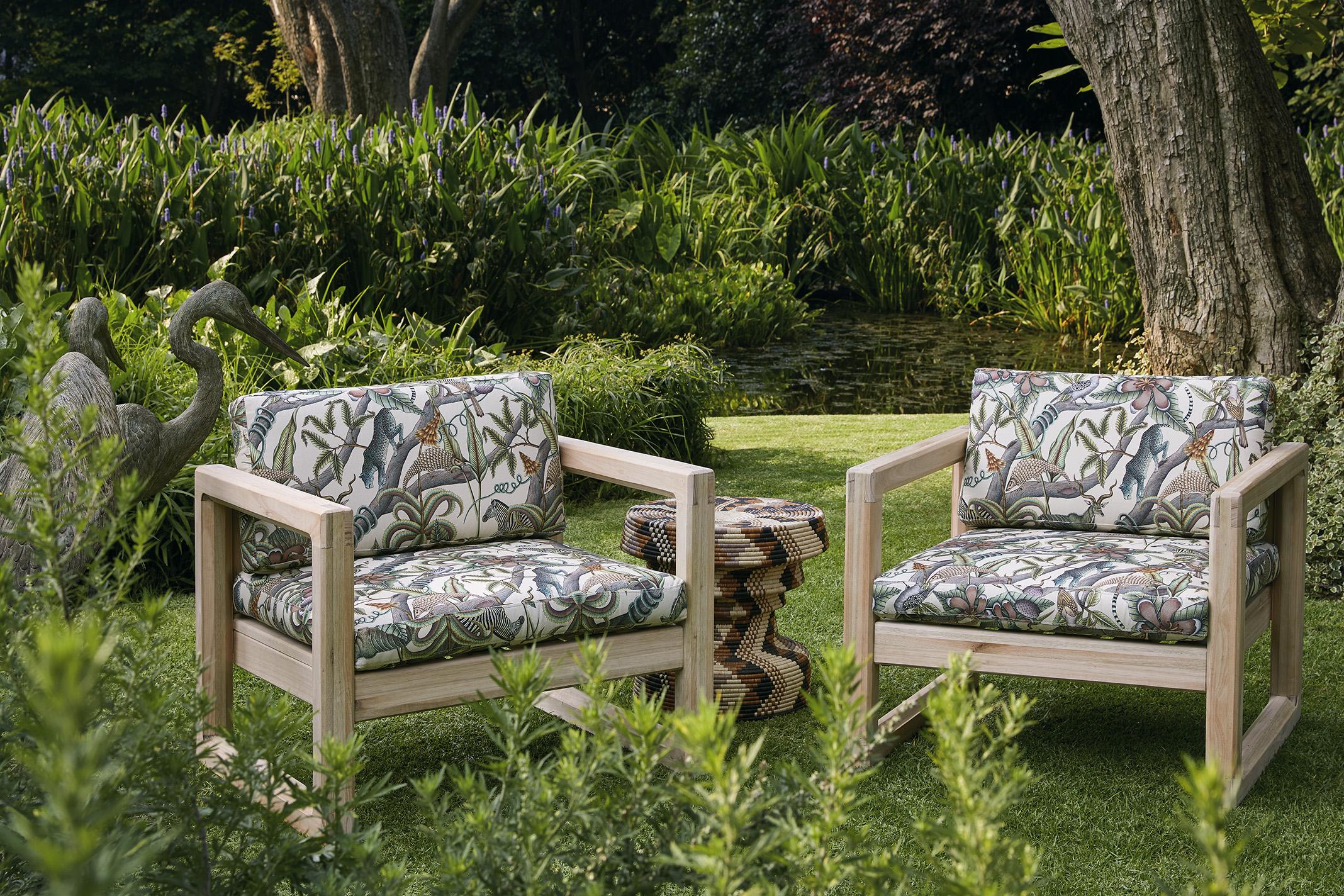 Pangolin Park Outdoor Fabric - Chalk