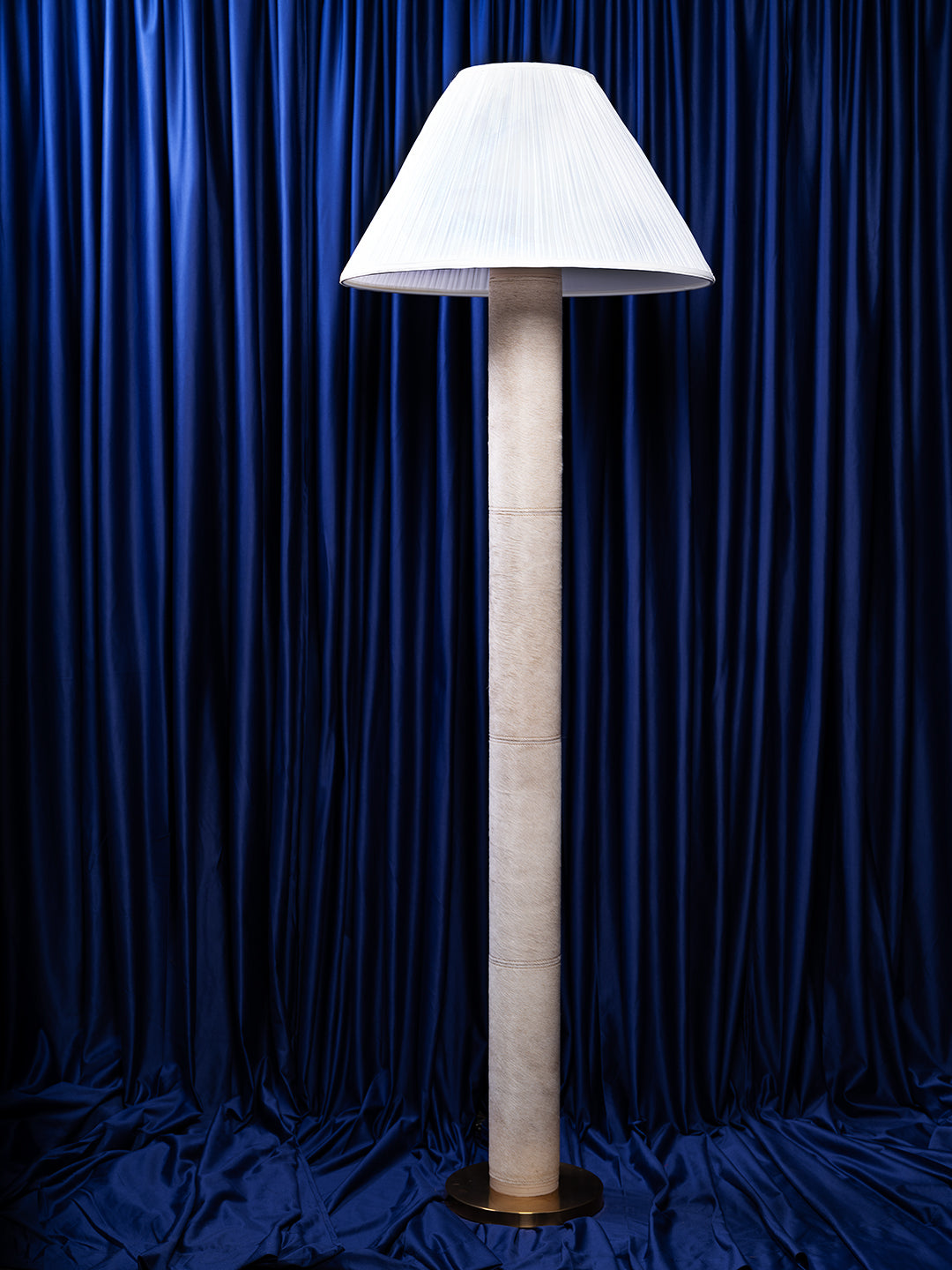 Nawi Floor Lamp in Cream Cow Hide