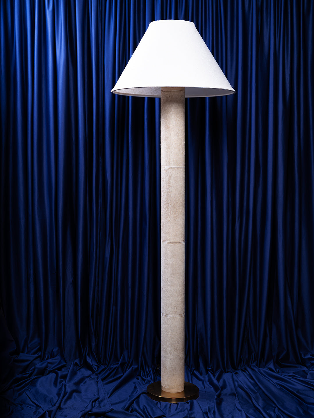 Nawi Floor Lamp in Cream Cow Hide