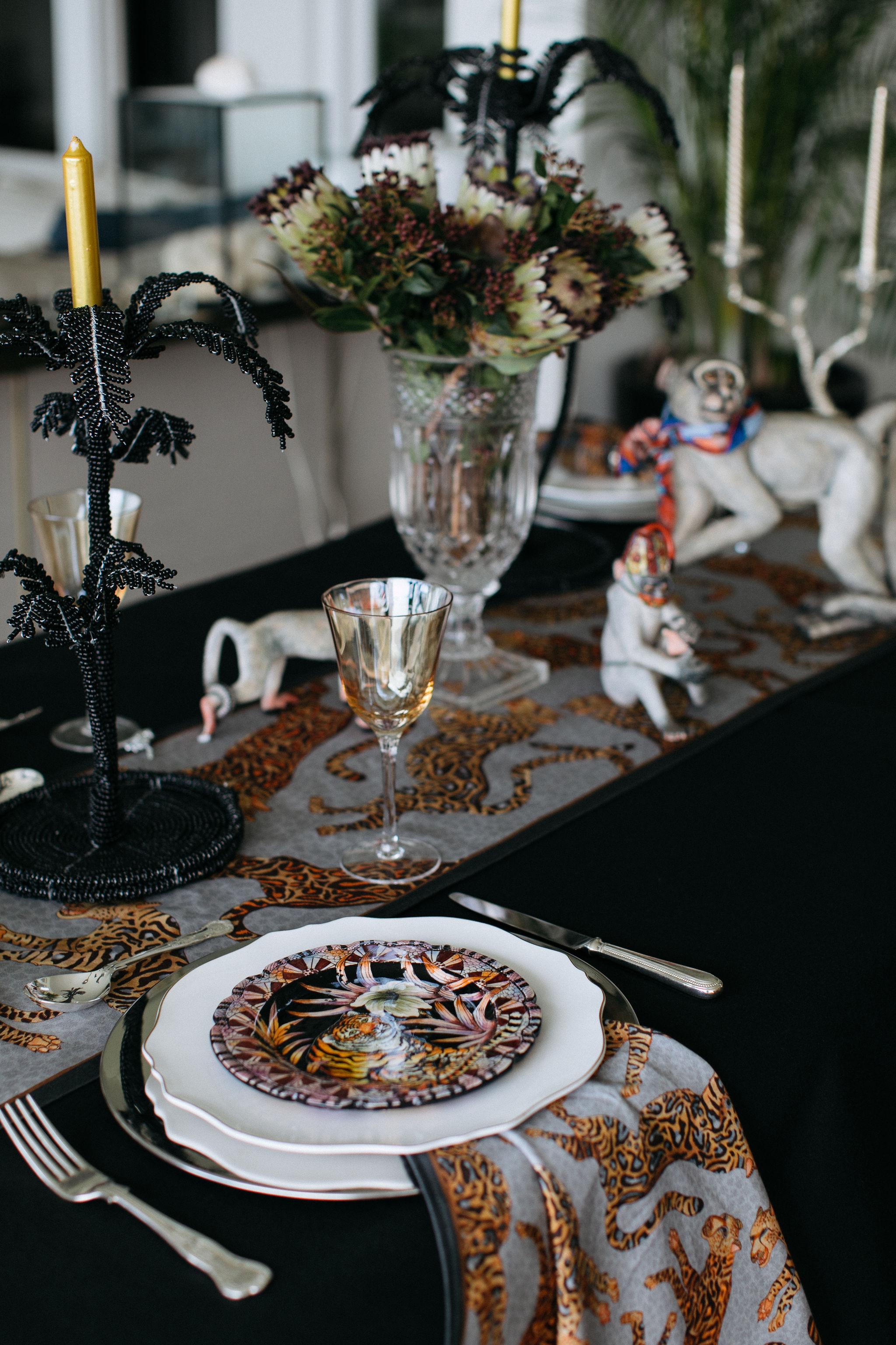 Cheetah Kings Table Runner - Silver - Large