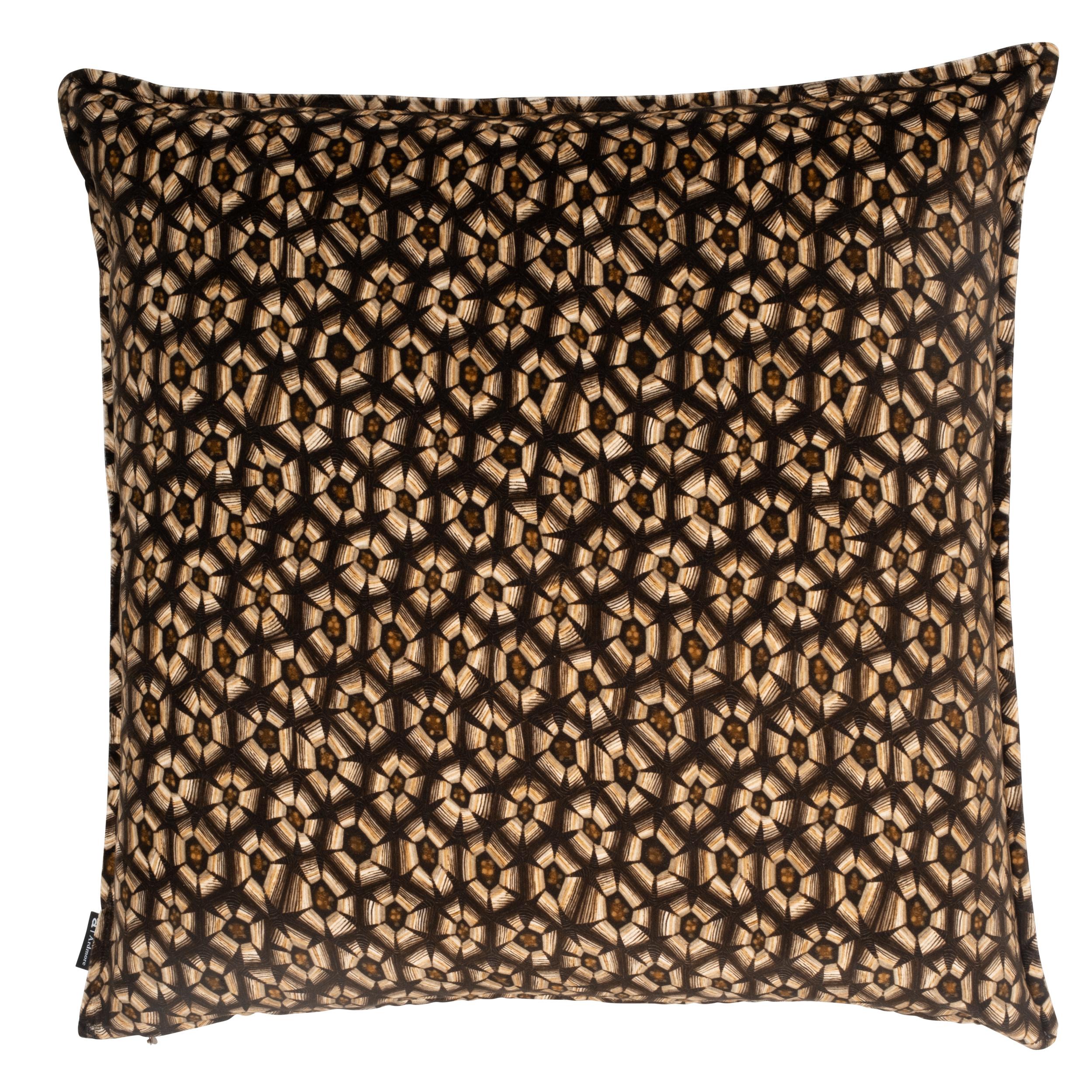 Thanda Tortoise Pillow - Velvet - Silver