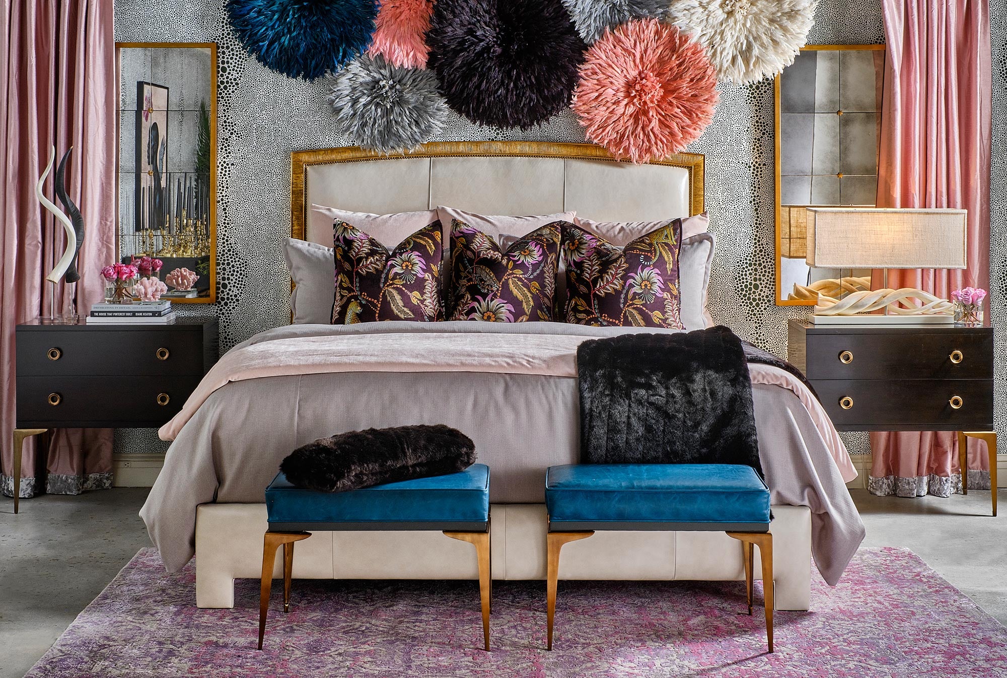 Monkey Bean Pillow - Velvet - Night
