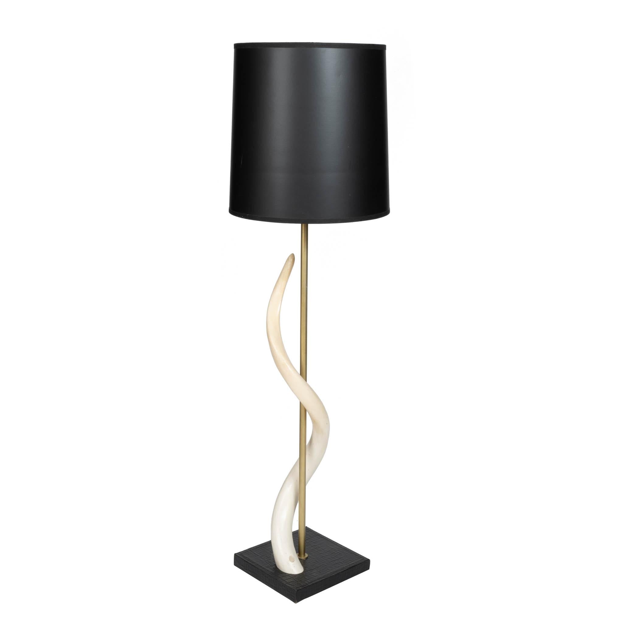 Kudu Inner Horn Lamp on Leather Base - Brass Rod