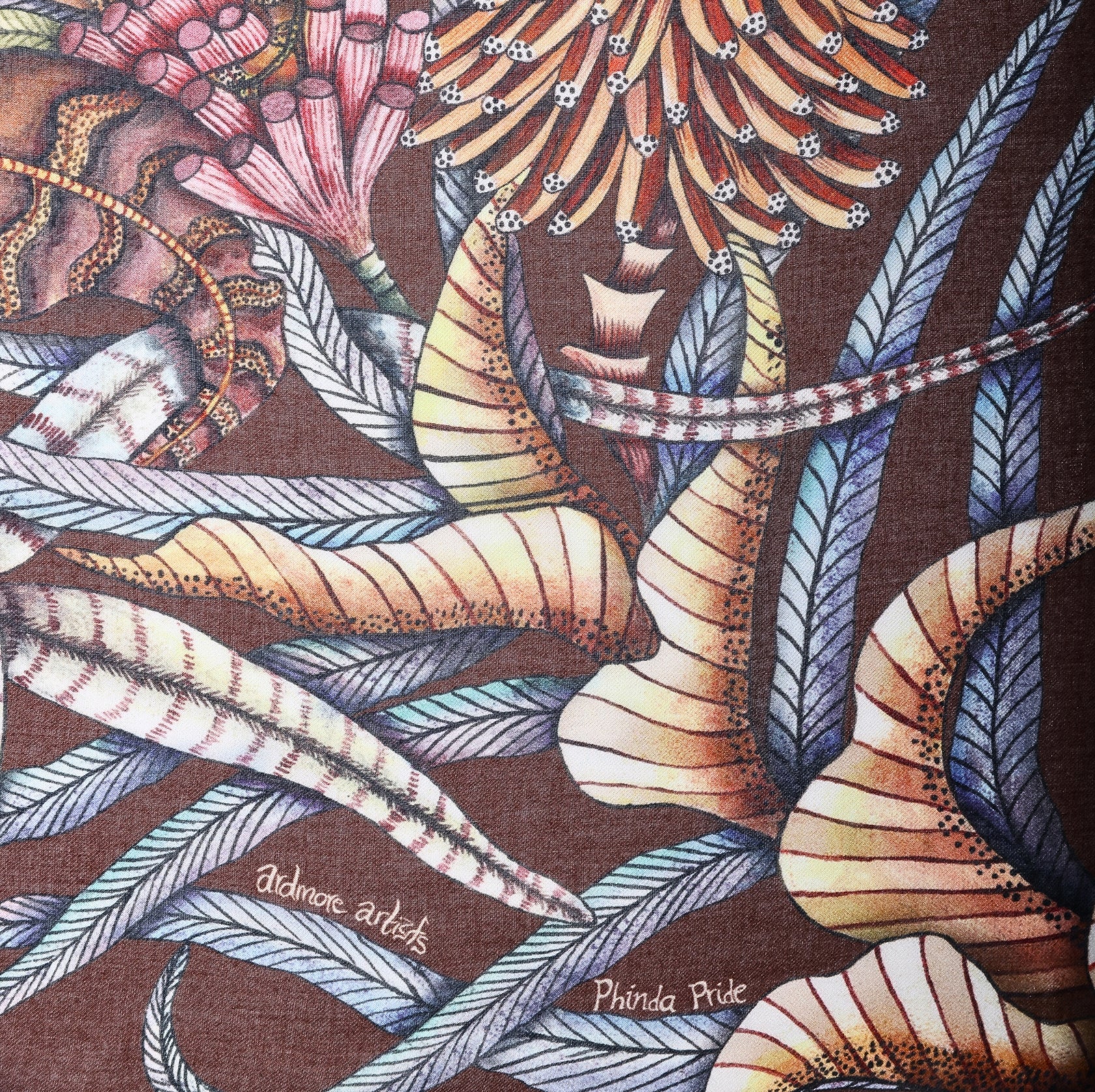 Phinda Pride Safari Wrap - Mahogany