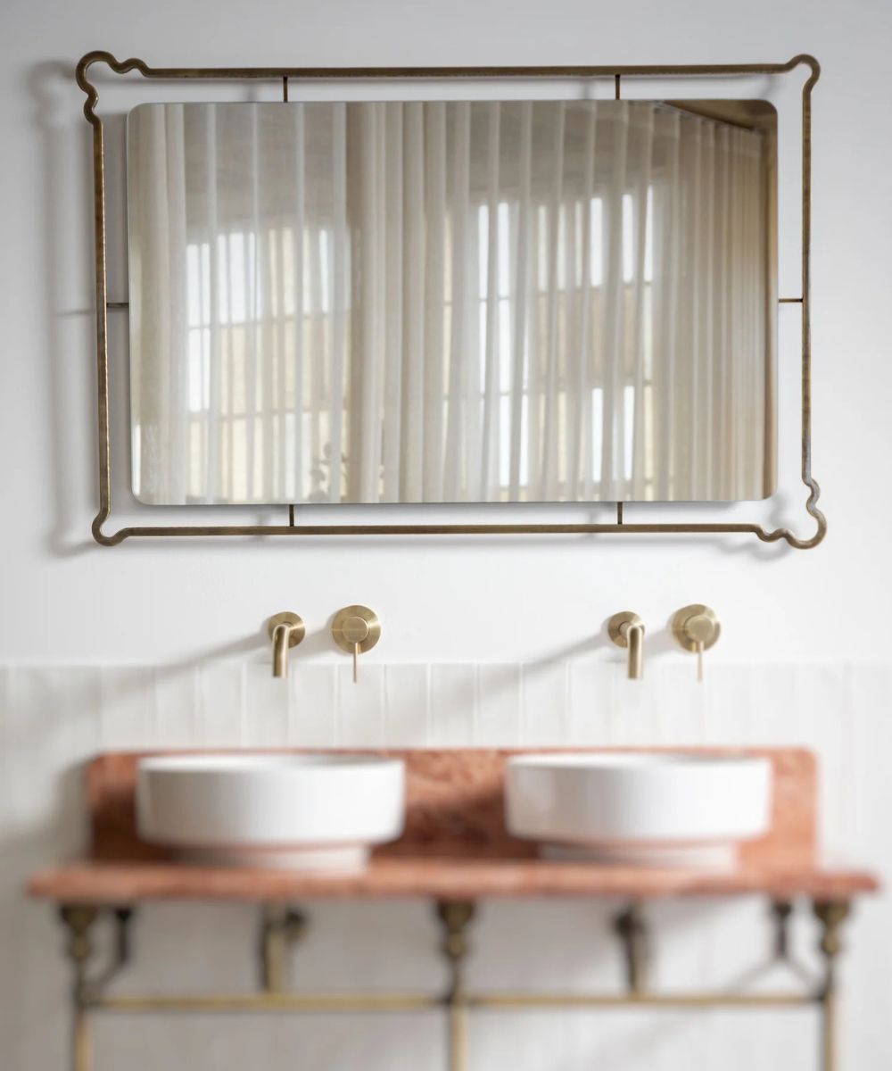 Victoria Chiseled Mirror - Large