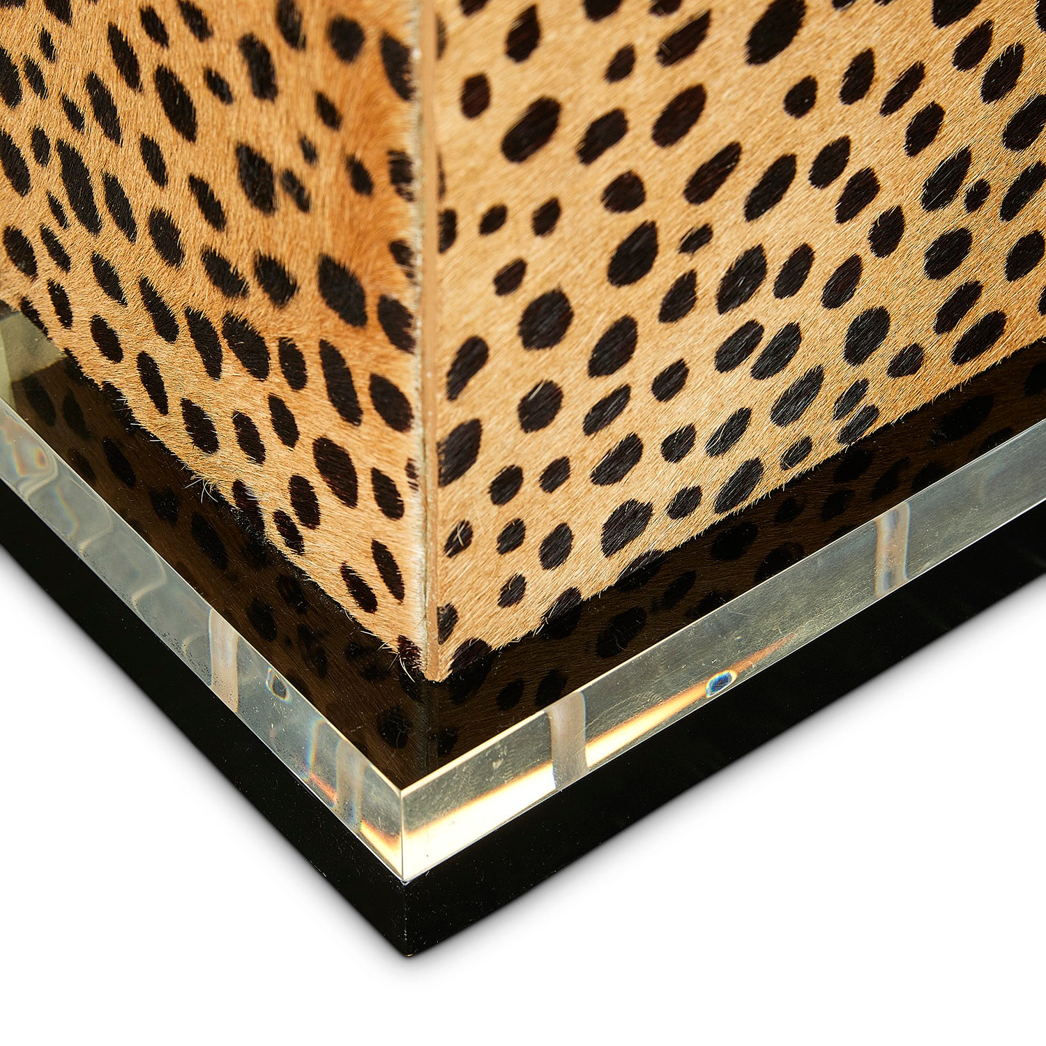 Ingulule Cheetah Print Block Lamp