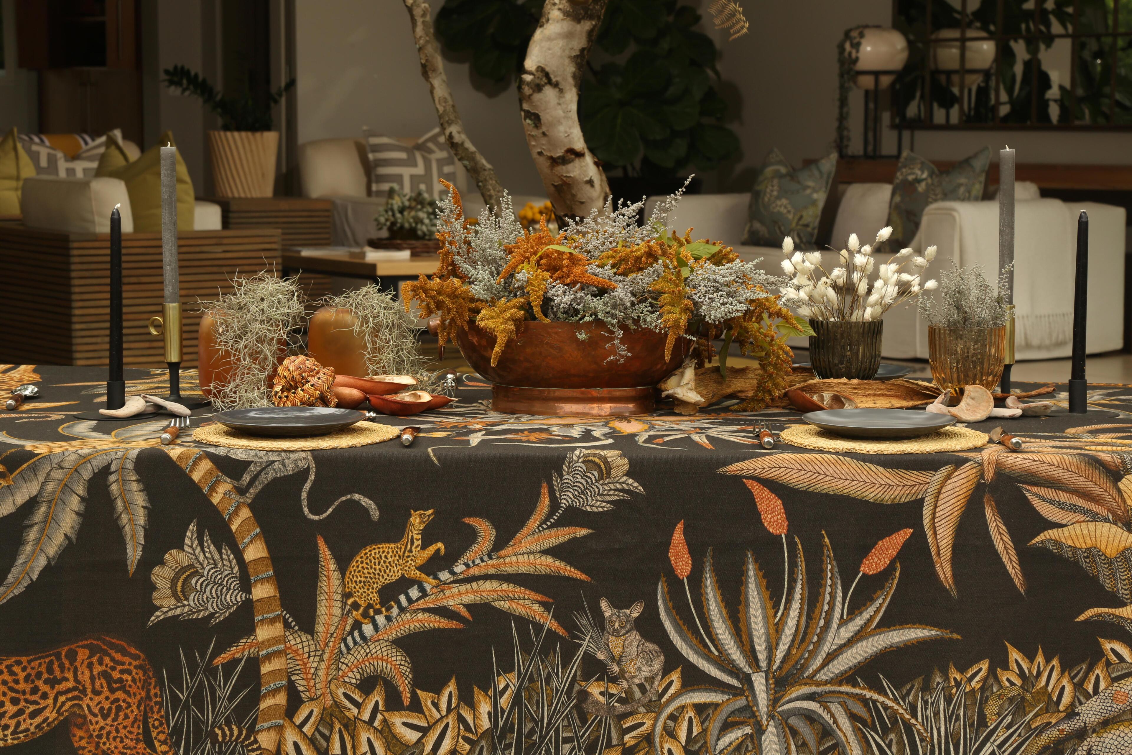 Sabie Tablecloth - Linen - Gold - Large